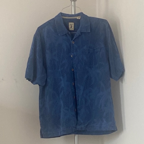 Other - Jamaican Jaxx Shirt Large